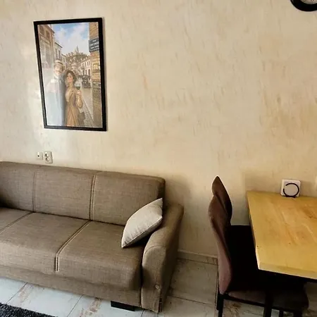 2 Bedroom Location And Stunning View! Апартамент *